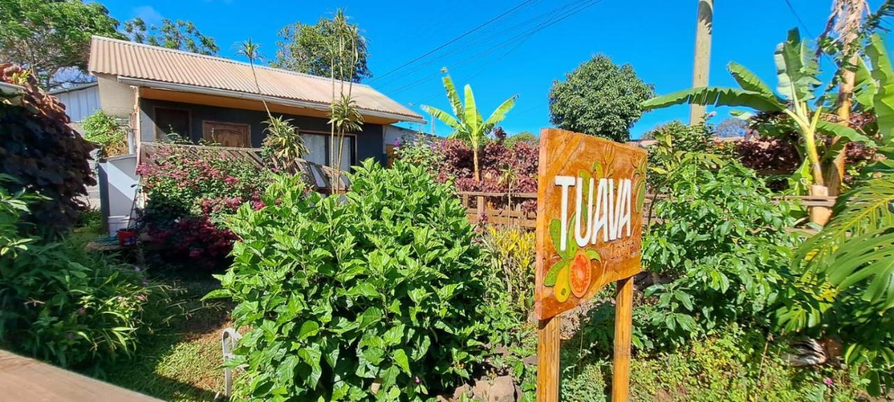 Tuava Lodge Hanga Roa Exterior foto