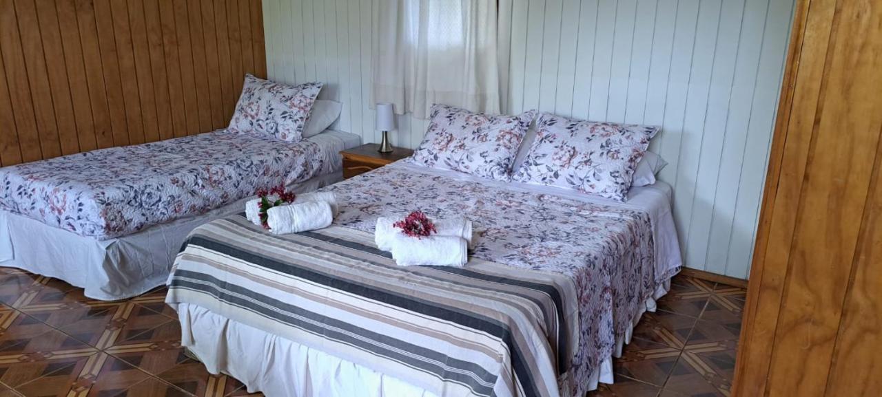 Tuava Lodge Hanga Roa Exterior foto
